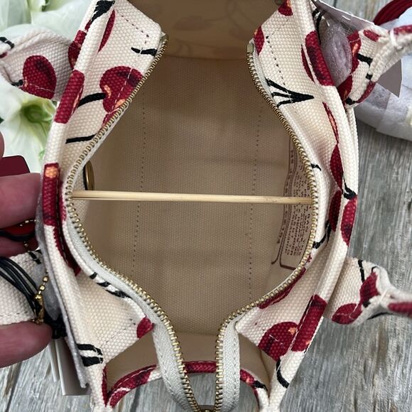 Coach Cargo Tote Bag 20 With Cherry Print Crossbody Bag Purse - Picture 6 of 9